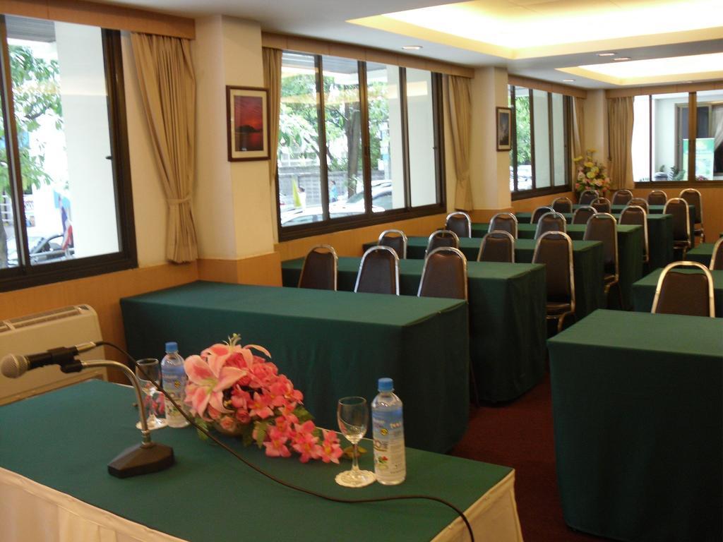 P Park Charansanitwong Gasthof 2*